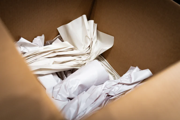 How to Pack Fragile Glasses Safely for Moving